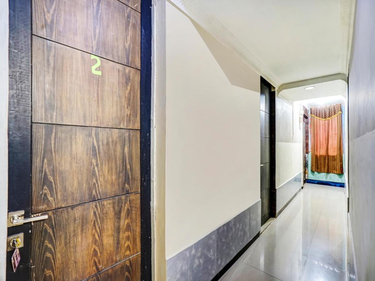 Oyo 90161 Hotel Lendosis Pipa Reja Angkatan 66 Palembang Exterior foto