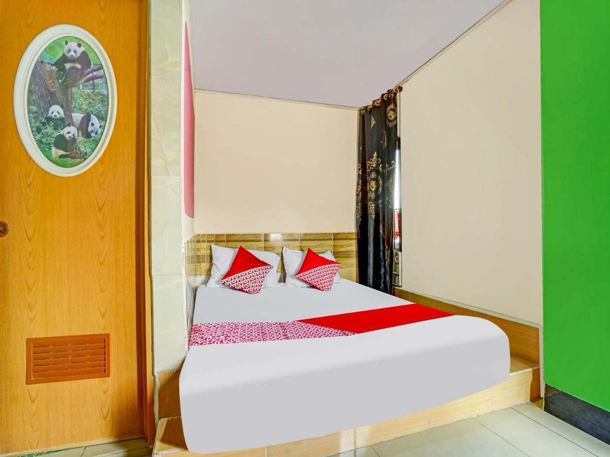 Oyo 90161 Hotel Lendosis Pipa Reja Angkatan 66 Palembang Exterior foto