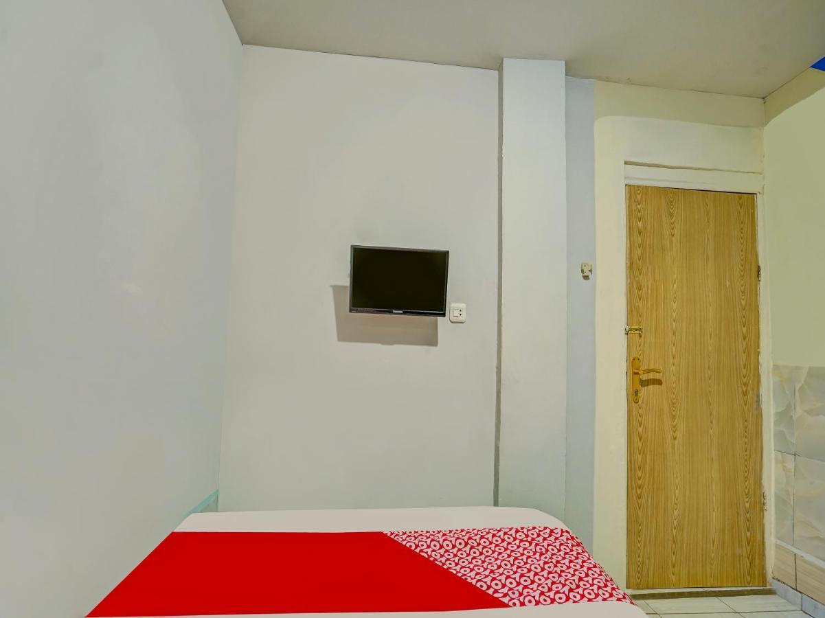 Oyo 90161 Hotel Lendosis Pipa Reja Angkatan 66 Palembang Exterior foto